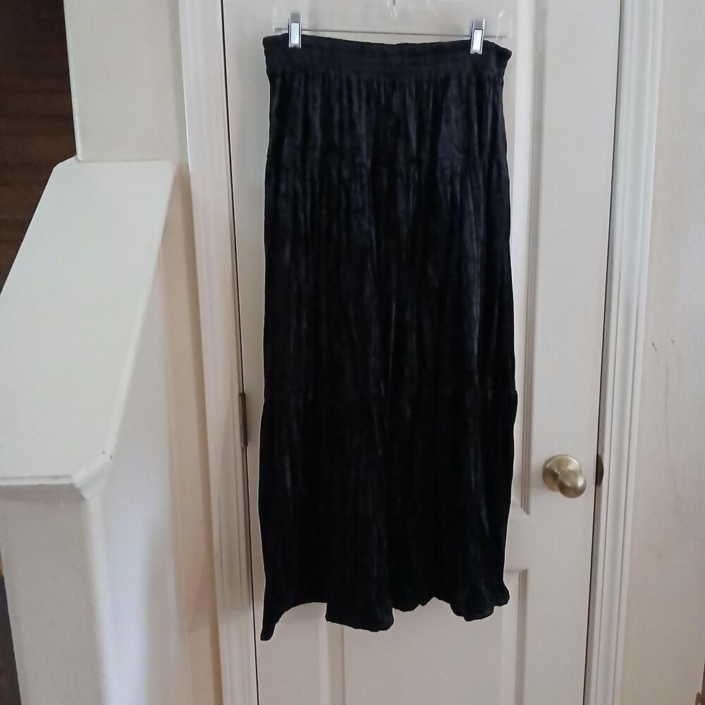 Vintage 90s Clio black velvet tiered broomstick maxi skirt L whimsygoth y2k